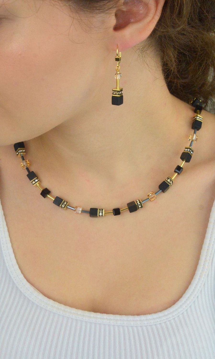 Naszyjnik damski GeoCUBE® Onyks czarno-złoty 4018101316 – COEUR DE LION, elegancja i styl (1).jpg