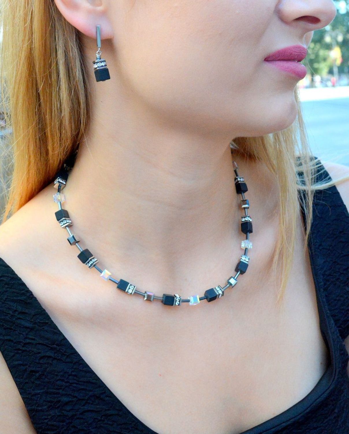 Kolczyki damskie Coeur de Lion Kolczyki GeoCUBE® Iconic Precious Onyks 4018211318.jpg