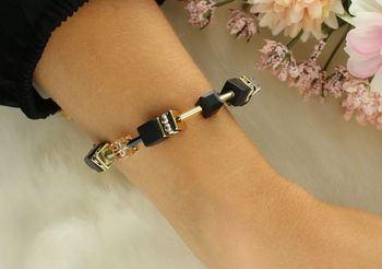 Elegancka bransoletka damska GeoCUBE® z onyksu i kryształów 4018301316. Czarno-złota biżuteria damska COEUR DE LION – ręcznie wykonana, z designerskim etui i certyfikatem (3).jpg