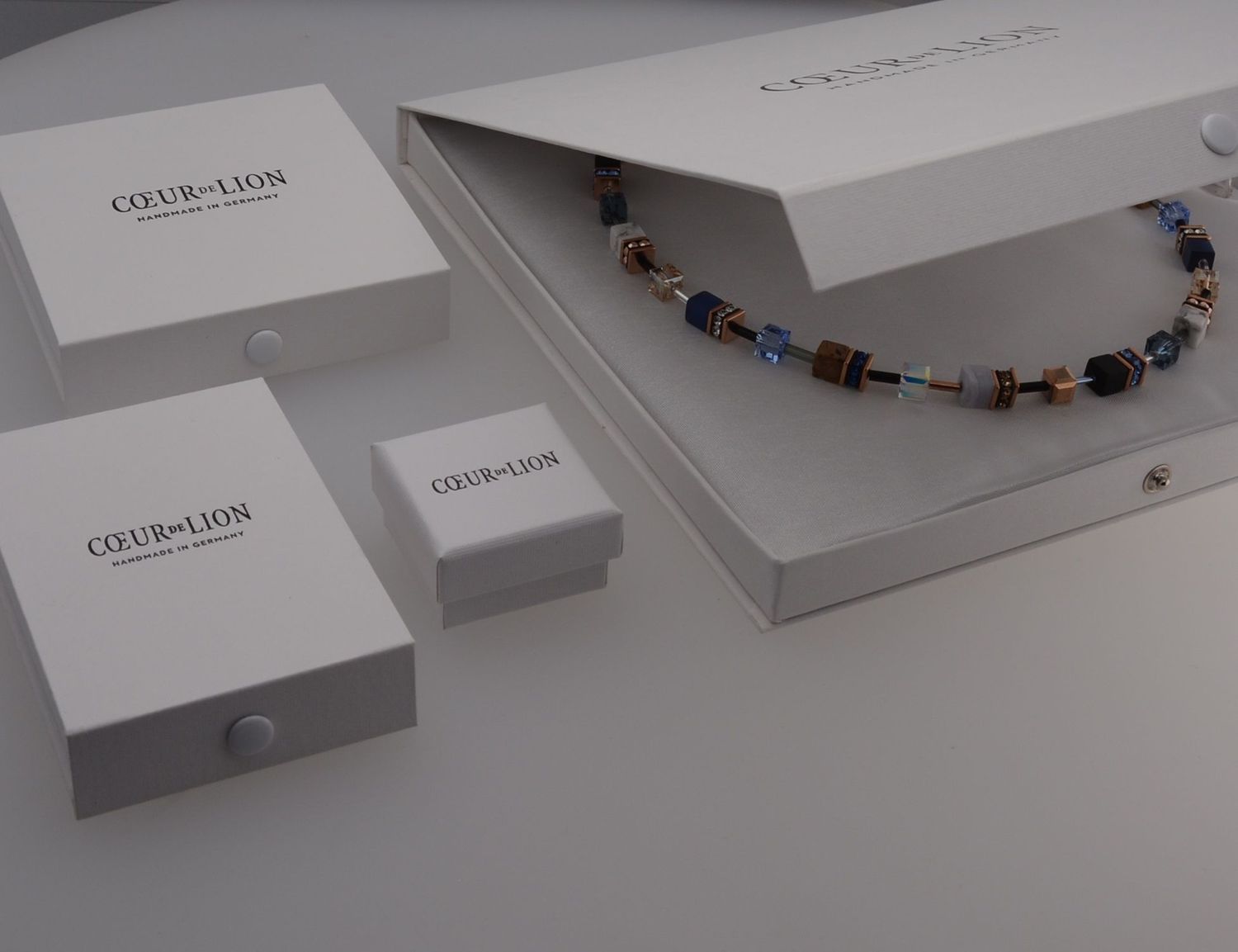 Bransoletka damska Coeur De Lion GeoCUBE onyks 401830-1318.jpg