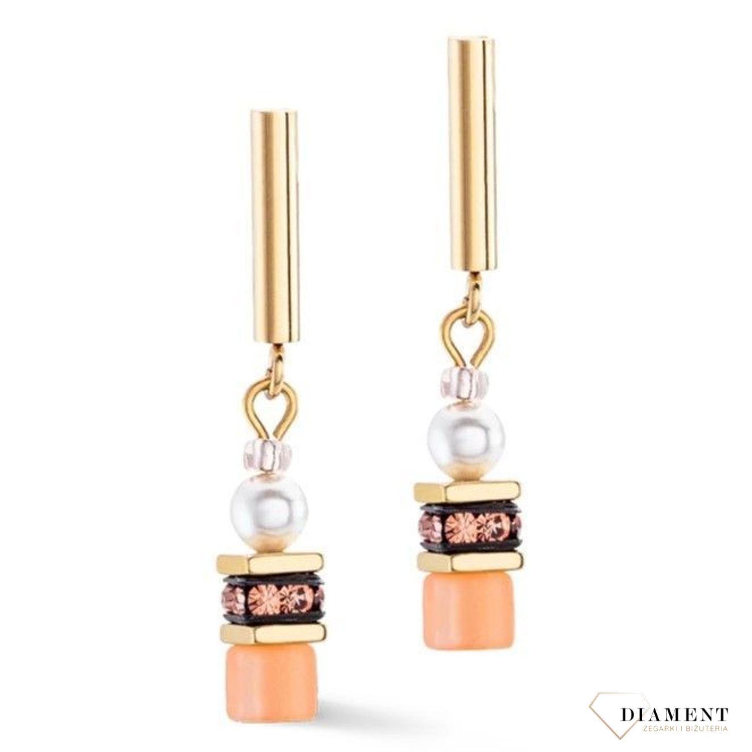 Kolczyki damskie Coeur de Lion GeoCUBE® Mini Fusion Apricot Crush 4087210230. Biżuteria idealna zarówno na eleganckie, jak i niezobowiązujące okazje. Piękne kolczyki w odcieniu brzoskwini zdobione perłą Swarovski®..jpg
