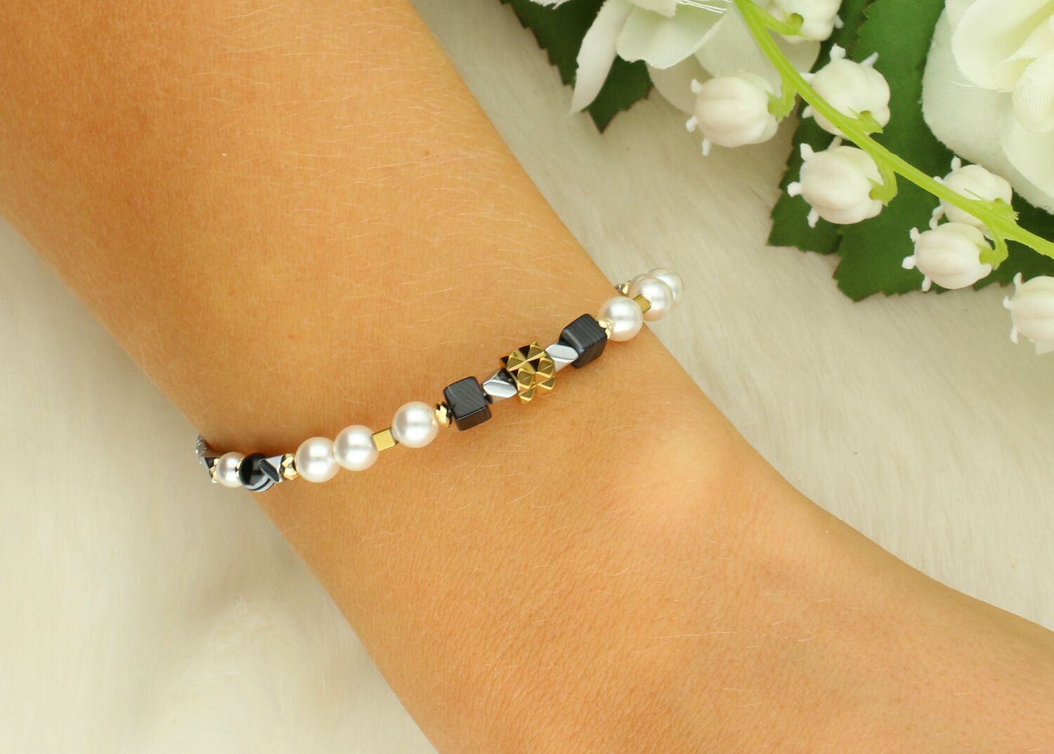 Bransoletka damska Coeur De Lion 4314301314 Modern Elegance Spikes złota.jpg