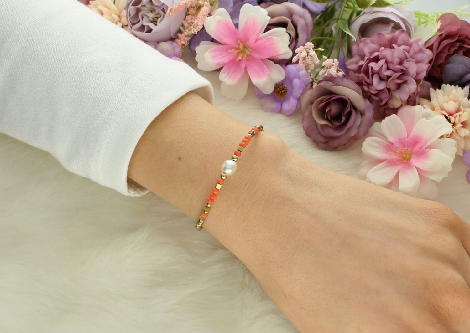 Bransoletka damska Coeur De Lion perła i szkło 435830-0323 ✨ Bransoletka Coeur De Lion Sunset Pearl – Lato na Twoim nadgarstku! ☀️🌊1.jpg