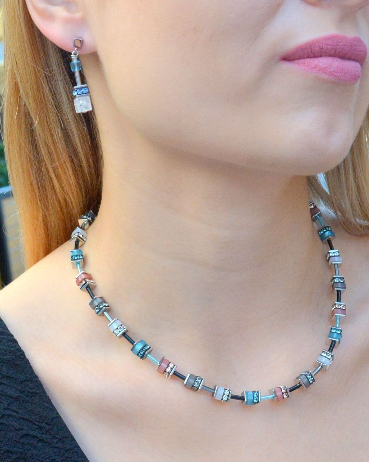 Naszyjnik damski Coeur De Lion Sparkling Classic Pastel 4409102011..jpg