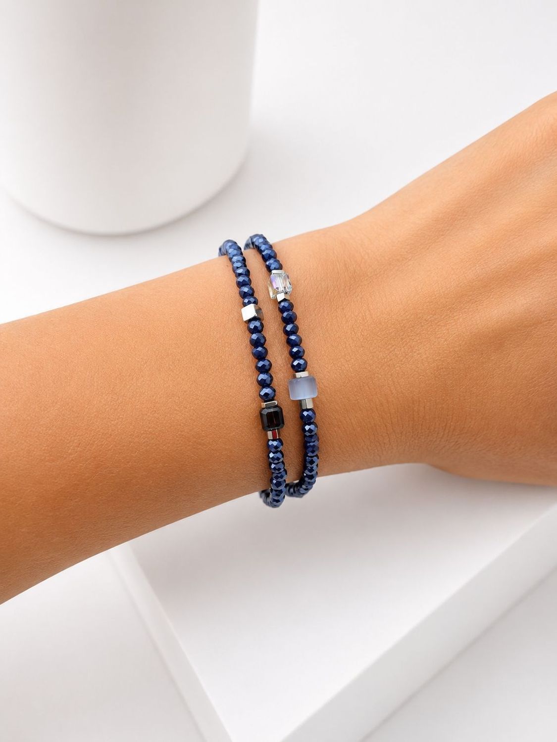 Bransoletka damska Coeur de Lion 4460300717 Joyful Colours Flex Silver-Blue srebrno-niebieska Swarovski + kolczyki gratis (1).jpg