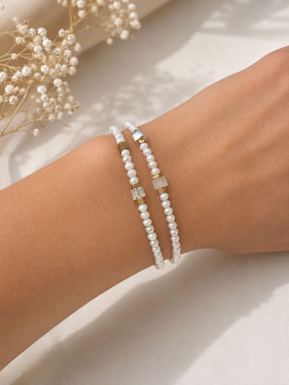Bransoletka damska Coeur de Lion 4460301416 Joyful Colours Flex Gold-White złoto-biała Swarovski (1).jpg