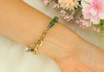 Bransoletka damska GeoCUBE® Chunky Chain z nefrytem, kryształami Swarovski® i pozłacaną stalą 4524300516. Ręcznie wykonana biżuteria COEUR DE LION. Designerskie etui i certyfikat w zestawie (1).jpg