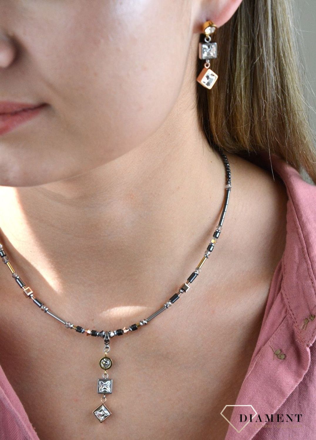 Naszyjnik damski Swarovski Coeur De Lion hematyt i kryształ górski 4545101633ssd.jpg