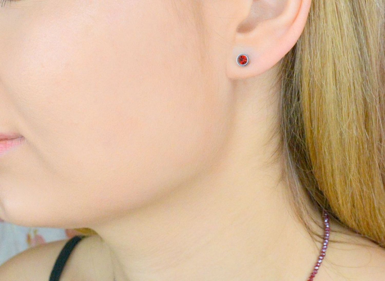 Bransoletka damska Swarovski Coeur De Lion w czerwonym kolorze + Kolczyki Gratis 4564300300.jpg