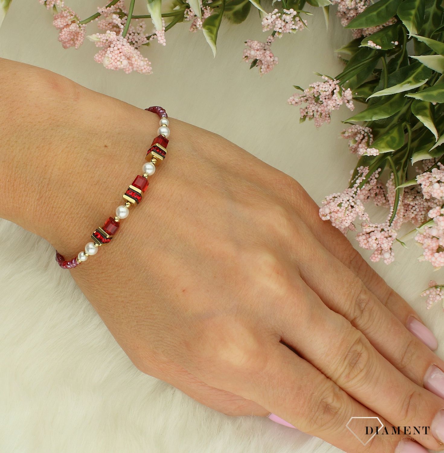 Bransoletka Coeur de Lion Sparkling Princess bracelet gold-red 4567300300 to damska biżuteria wykonana w Niemczech. COEUR DE LION to nowy koncept biżuterii, wykonanej ręcznie, przy użyciu naturalnych kamieni oraz wysokiej jakośc.jpg