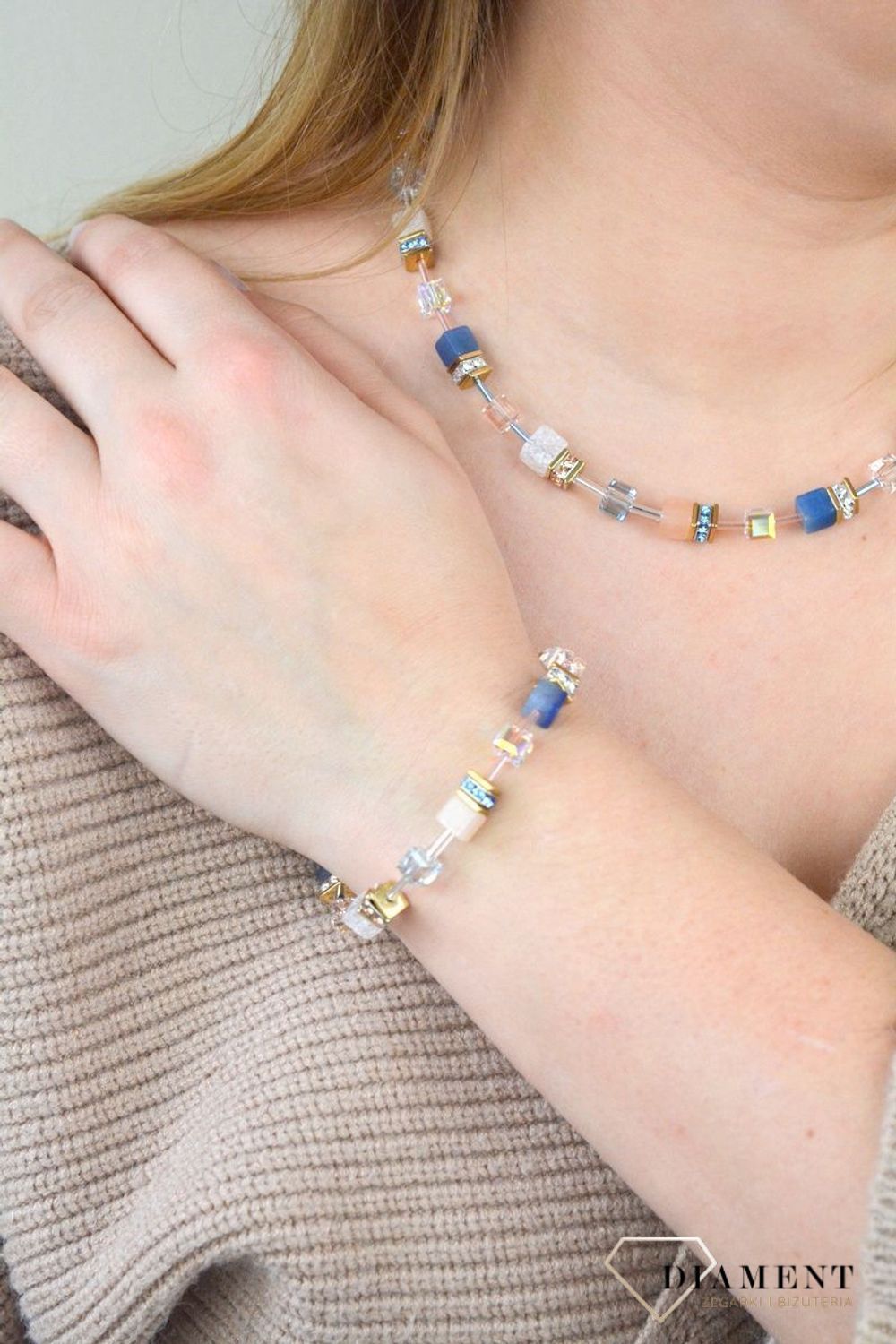 Bransoletka damska Swarovski Coeur De Lion niebieski i różowy awenturyn 4605300720. Biżuteria idealna zarówno na eleganckie, jak i niezobowiązujące okazje, wykonana z połyskujących 1.jpg