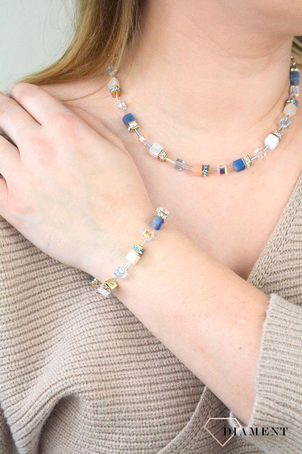 Bransoletka damska Swarovski Coeur De Lion niebieski i różowy awenturyn 4605300720. Biżuteria idealna zarówno na eleganckie, jak i niezobowiązujące okazje, wykonana z połyskujących 1.jpg