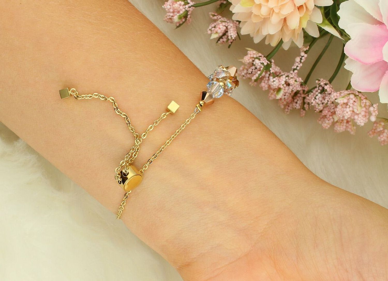 Bransoletka damska Dancing Crystals złoto-beżowa 463930-1016 – COEUR DE LION  Kryształy Swarovski®.jpg