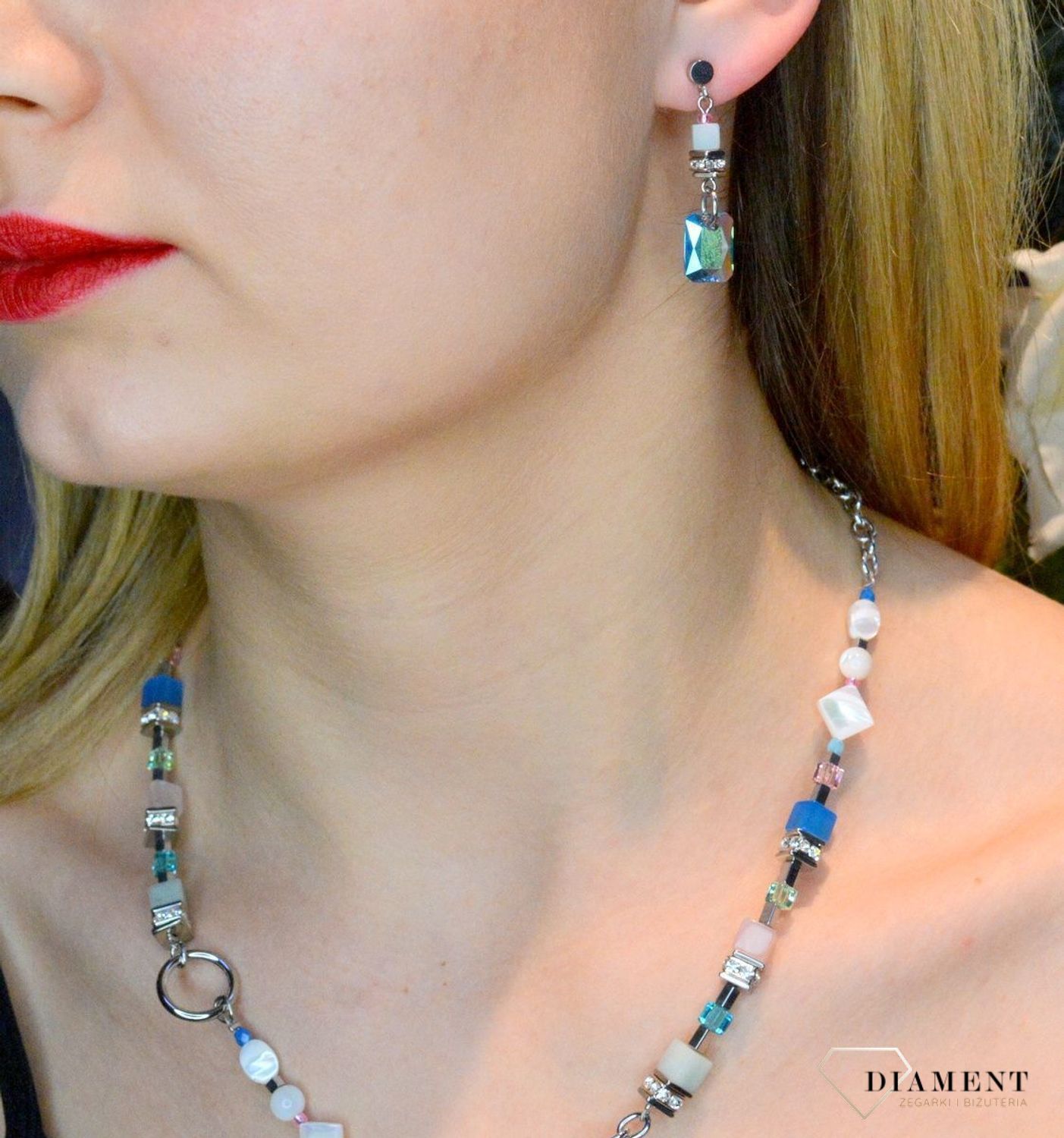 Kolczyki damskie Swarovski Coeur De Lion GeoCUBE Morning Drew amazonit 4706211522. Piękne kolczyki w odcieniach błękitu z kolekcji GeoCUBE zdobione kryształami Swarovski oraz amazonitem.1.jpg