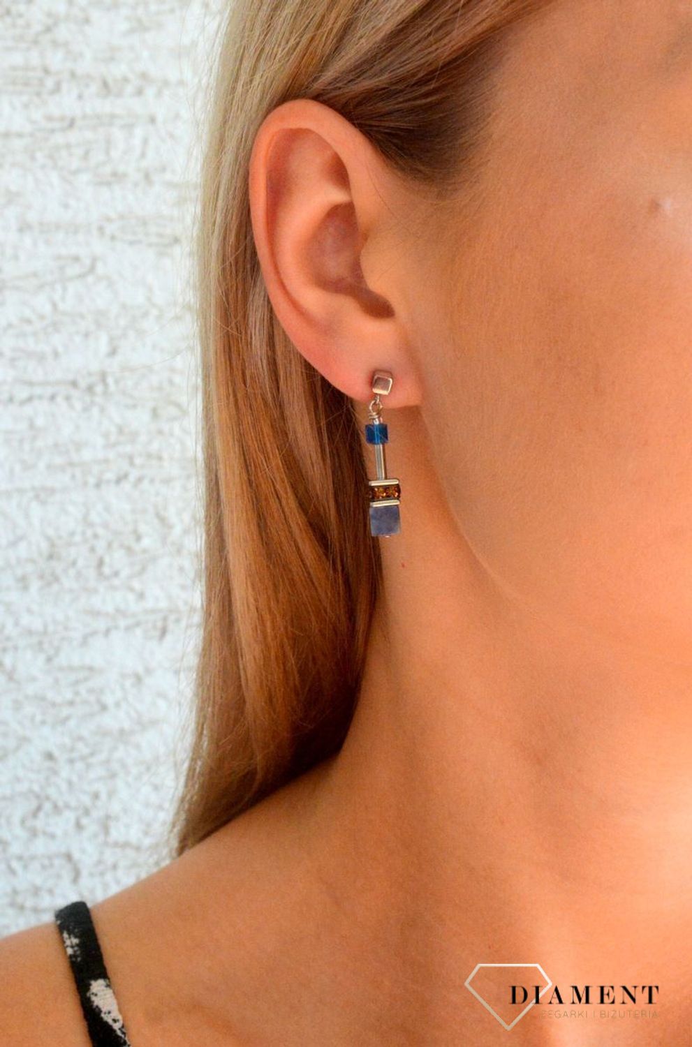 Kolczyki damskie Swarovski Coeur de Lion GeoCUBE® Iconic Precious niebiesko-brązowe 4905210711. Kolczyki z kamieniami. Kolczyki damskie wiszące. Kolczyki dla kobiety na prezent..jpg