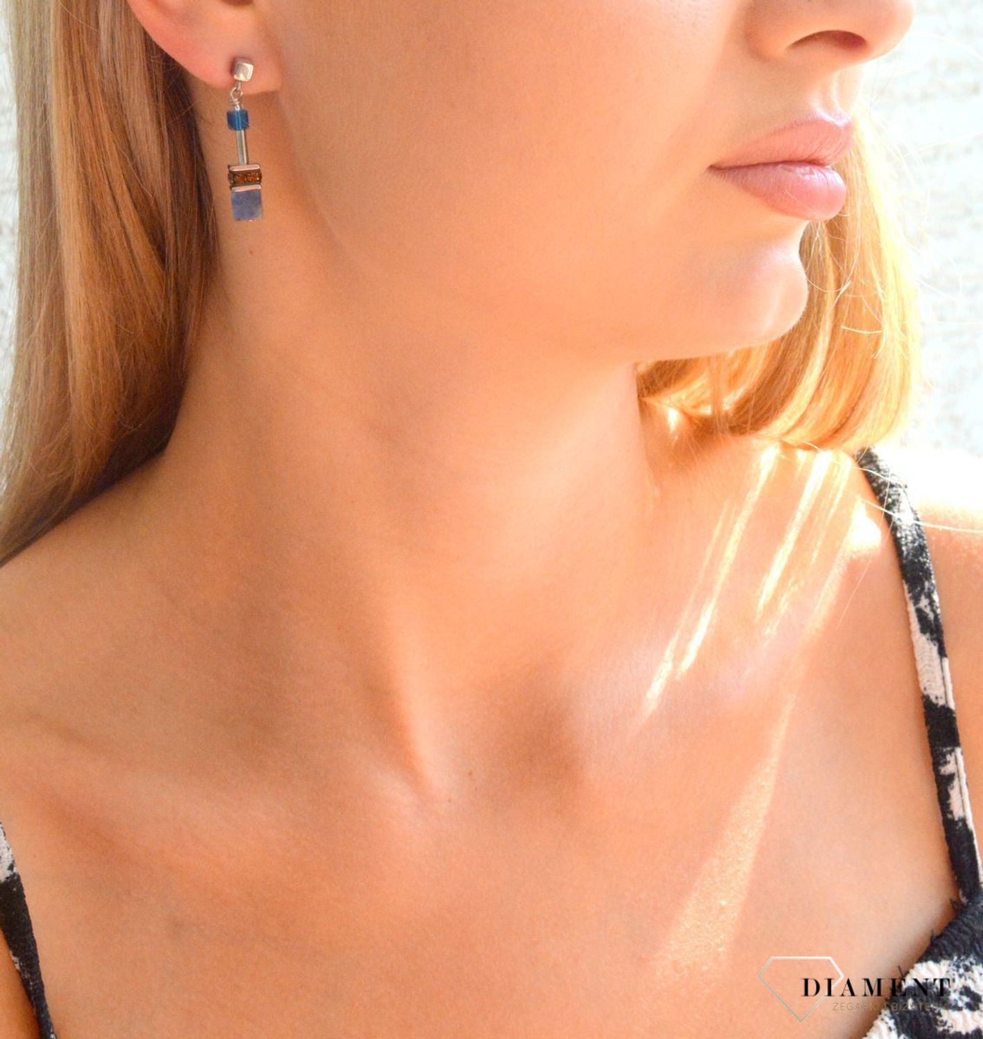 Kolczyki damskie Swarovski Coeur de Lion GeoCUBE® Iconic Precious niebiesko-brązowe 4905210711. Kolczyki z kamieniami. Kolczyki damskie wiszące. Kolczyki dla kobiety na prezent..jpg