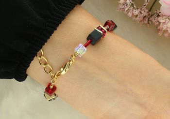 Bransoletka damska GeoCUBE® Iconic Precious 4905300316 z karneolu, onyksu, kwarcu i kryształów Swarovski®. Ręcznie wykonana elegancka biżuteria damska COEUR DE LION. Dostawa z certyfikatem (1).jpg