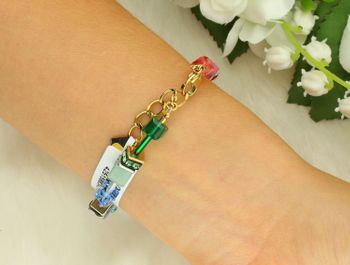 Bransoletka damskie Coeur De Lion GeoCUBE® Rainbow 490530-1520 z kamieniami szlachetnymi i kryształami Swarovski®. Pozłacana, ręcznie wykonana, kolorowa biżuteria damska (1).jpg