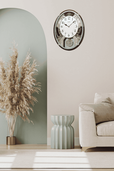 Zegar ścienny RHYTHM 4MH865WD23 „Chateau” Swarovski – 30 melodii, kwarcowy, brązowy.png