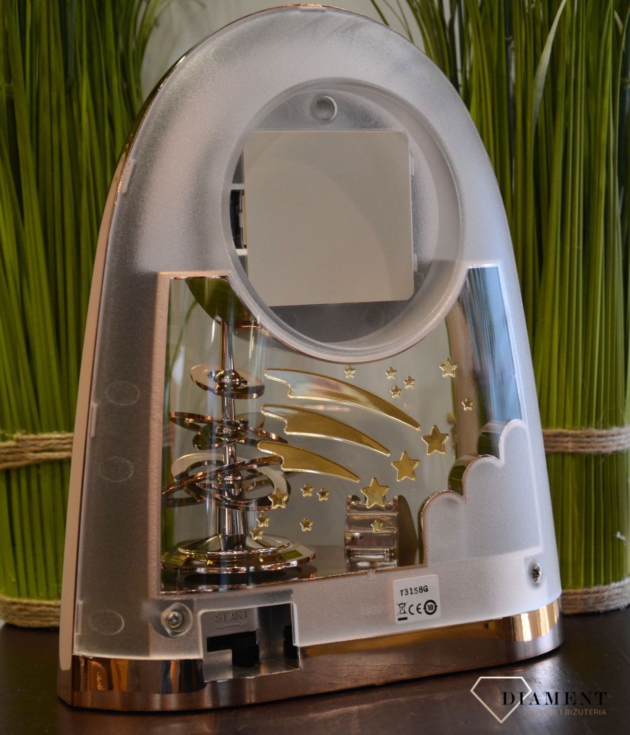 Kominkowy zegar japońskiej marki RHYTHM 4SG607WB13.jpg