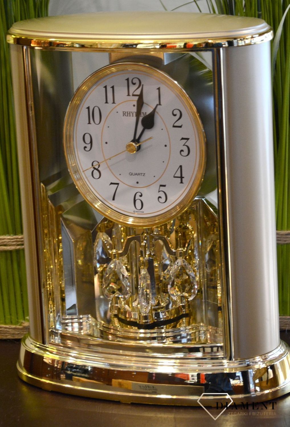 Kominkowy zegar japońskiej marki RHYTHM 4SG724WR18.jpg