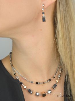 Kolczyki damskie Swarovski Coeur De Lion z onyksem i hematytem 5008211631 wpisują się w obowiązujące trendy i wyglądają niezwykle efektownie jak dodatek do wielu stylizacji (2).JPG