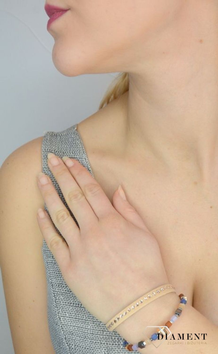 Ponadczasowa bransoletka damska Coeur de Lion w pięknych kolorach to idealny pomysł na prezent dla kobiety oraz oryginalny dodatek do wielu stylizacji..jpg