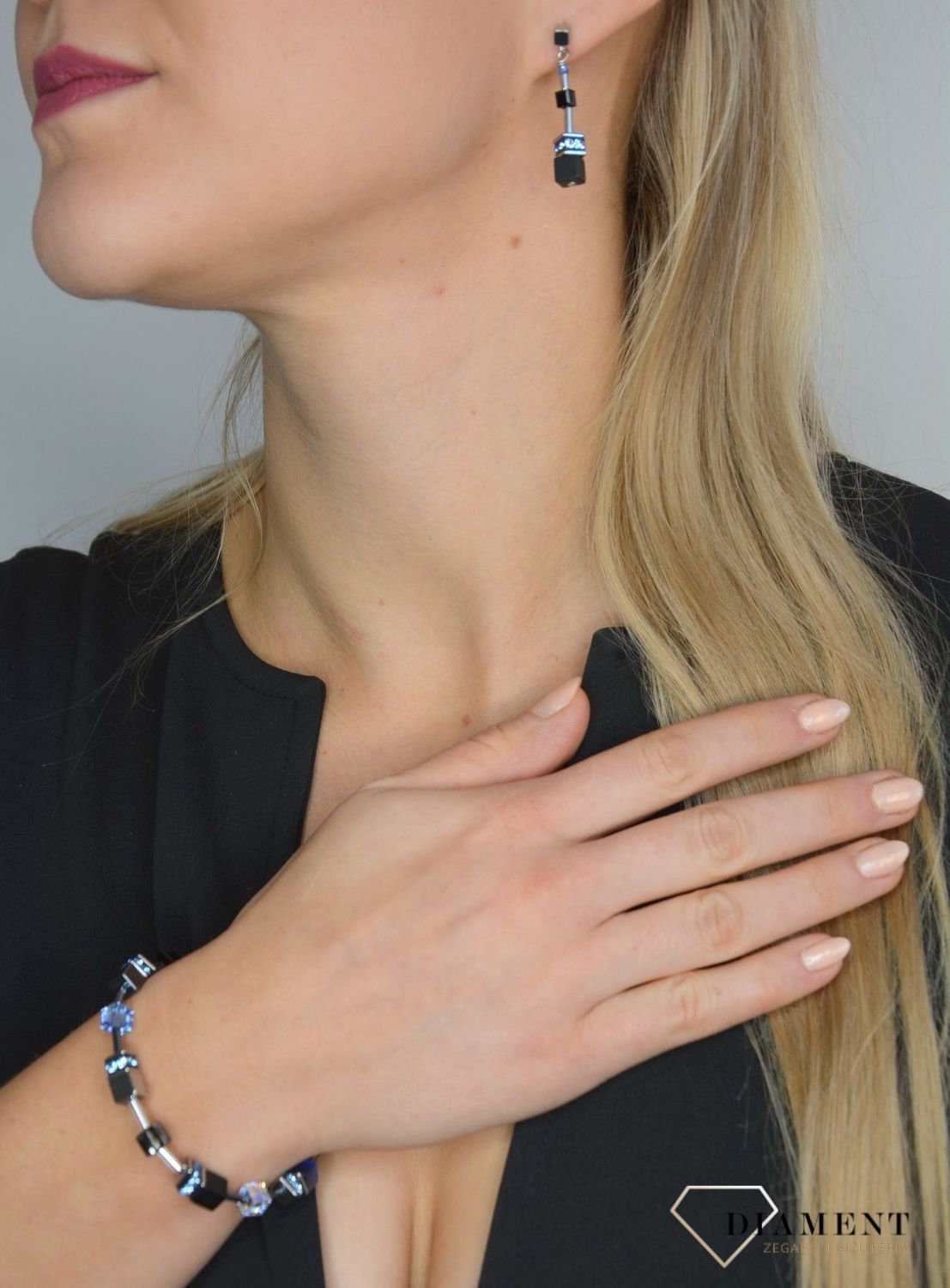 Piękna bransoletka damska Coeur de Lion ozdobiona kryształami Swarovski® to idealny pomysł na prezent dla kobiety oraz jako dodatek do wielu stylizacji..jpg