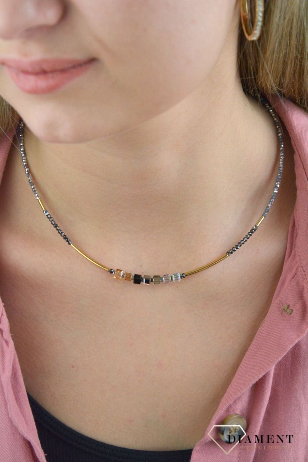 Naszyjnik damski Swarovski Coeur De Lion szkło i kryształ Swarovskiego 5027101216. COEUR DE LION to nowy koncept biżuterii, wykonanej ręcznie, przy użyciu naturalnych kamieni oraz wysokiej jakości materiałów kryształy Swar (2).JPG