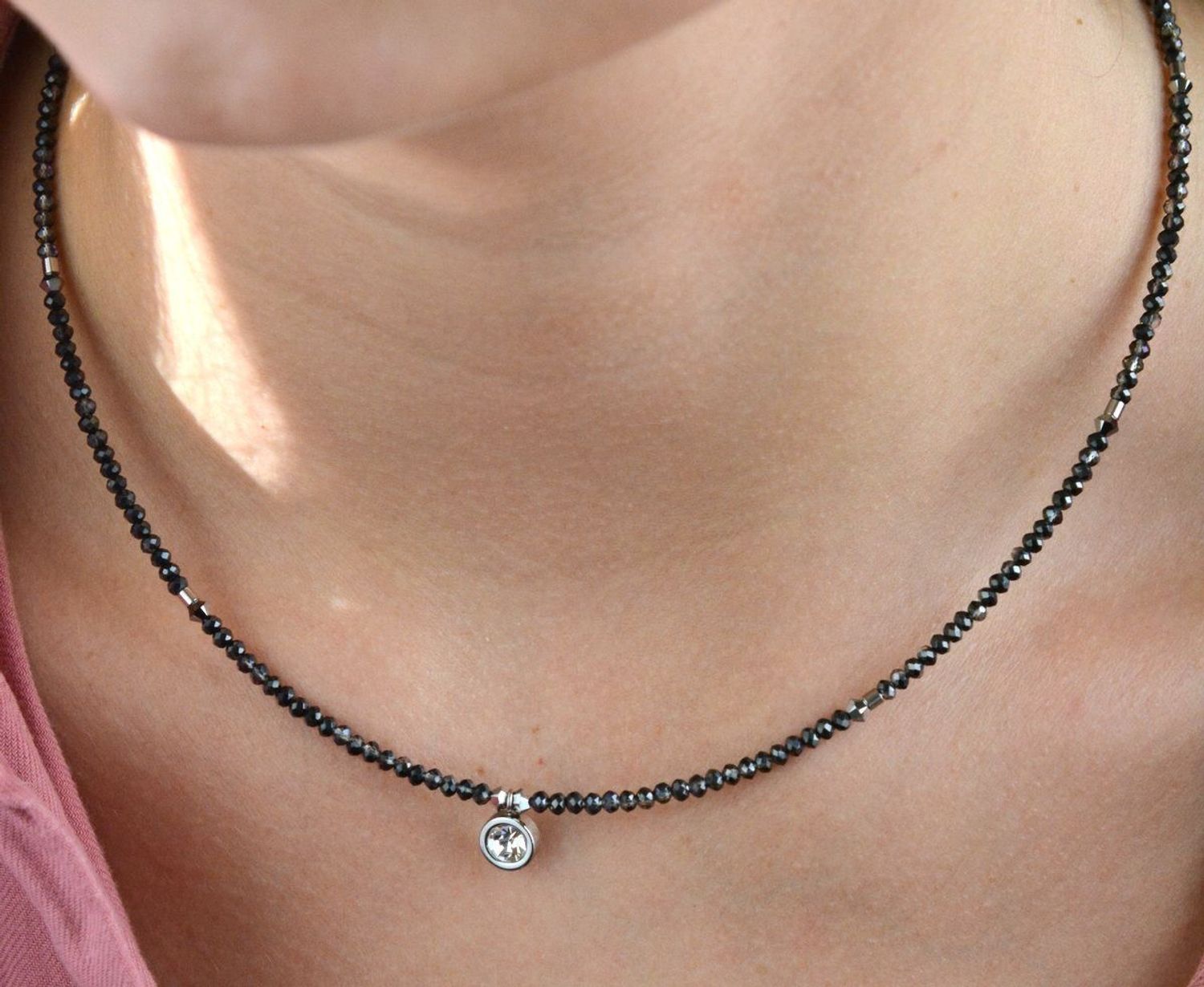 Naszyjnik damski Swarovski Coeur De Lion srebrny z antracytem 5033101200 5033101200-1.jpg