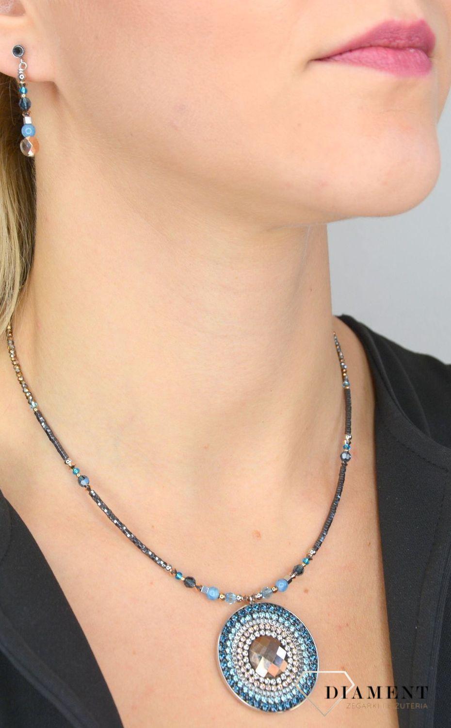 Piękny naszyjnik damski Coeur de Lion ozdobiony kryształami Swarovski® to idealny pomysł na prezent dla kobiety oraz jako dodatek do wielu stylizacji..jpg