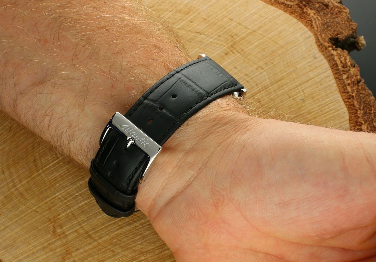 Zegarek męski Atlantic Seacrest – Zegarek Męski Swiss Made z Datownikiem i Skórzanym Paskiem.jpg