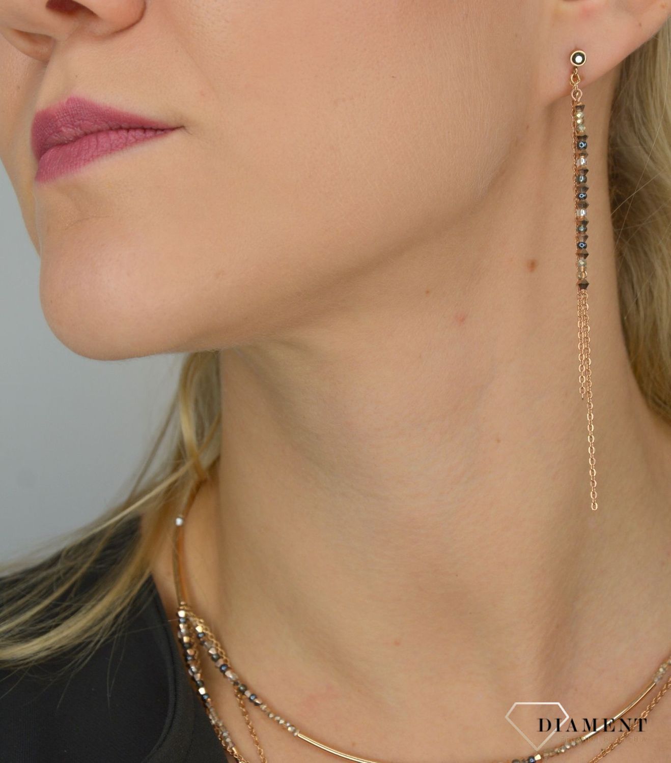 Kolczyki damskie Coeur De Lion Swarovski z łańcuszkami 5040211200 (2).jpg