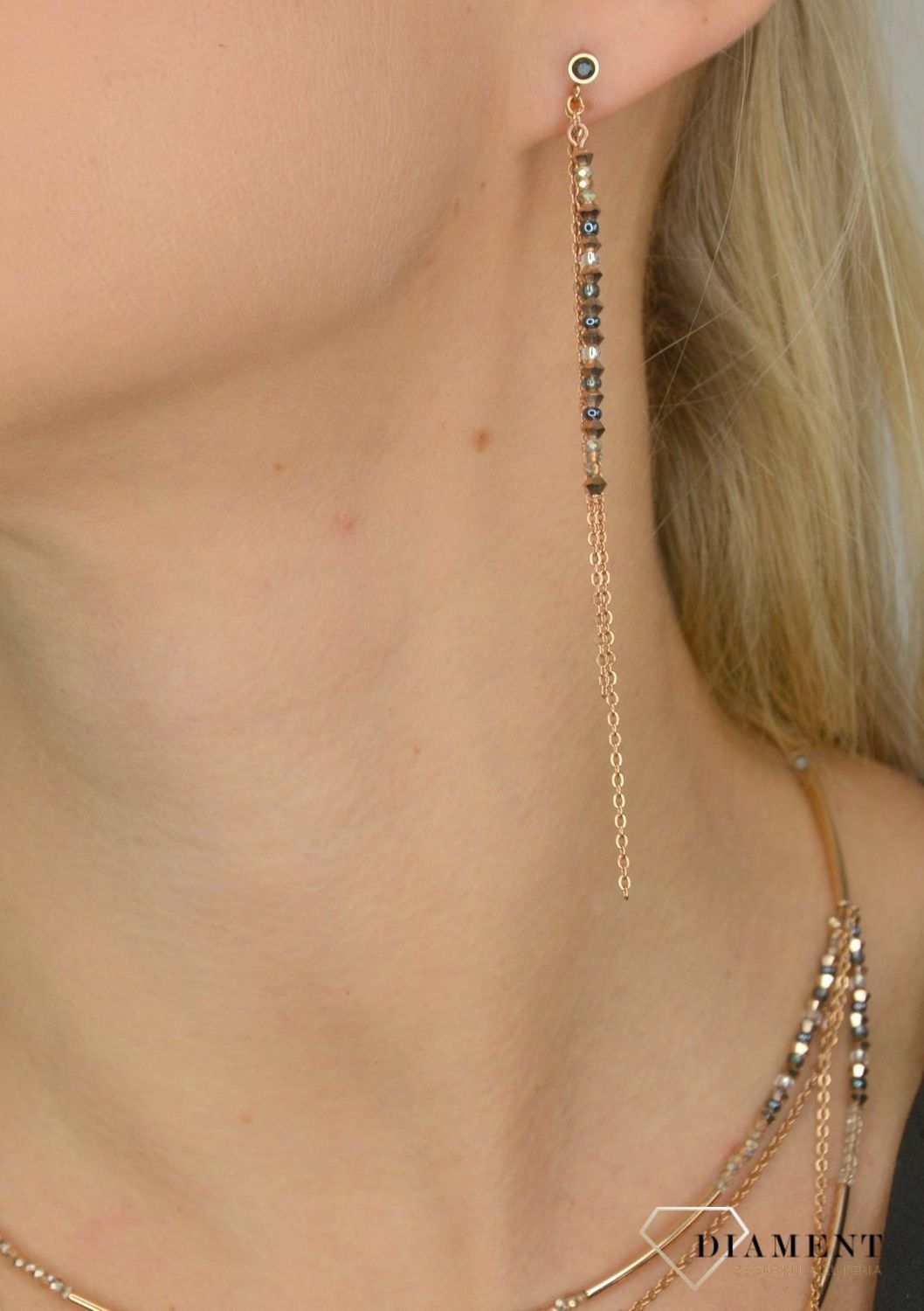 Kolczyki damskie Coeur De Lion Swarovski z łańcuszkami 5040211200 (2).jpg