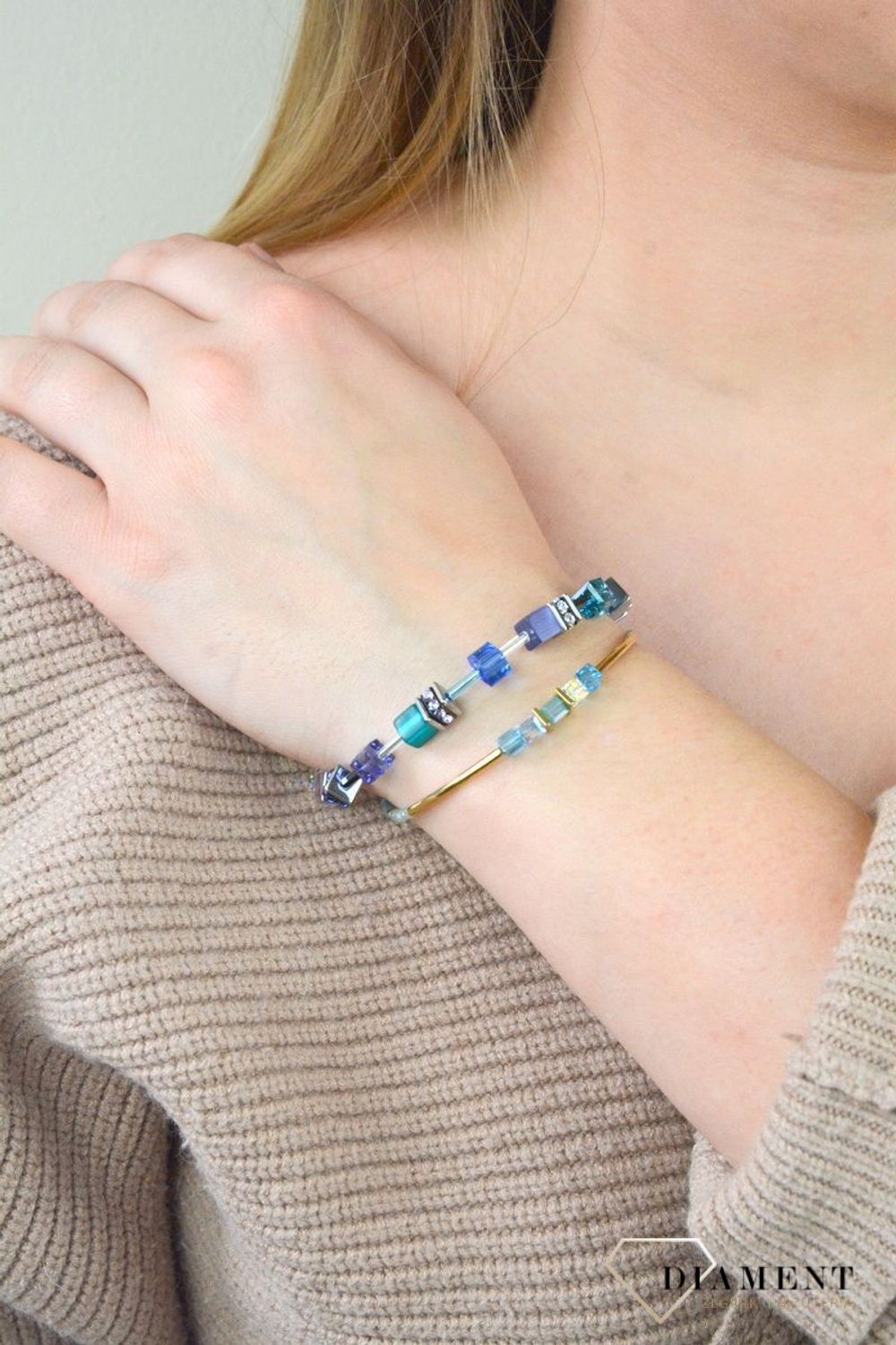 Bransoletka damska Coeur De Lion turkus 5042300600 to wielobarwna, złota biżuteria wykonana w Niemczech. COEUR DE LION to nowy koncept biżuterii, wykonanej ręcznie, przy użyciu naturalnych kamieni oraz wysokiej jakości mat.jpg