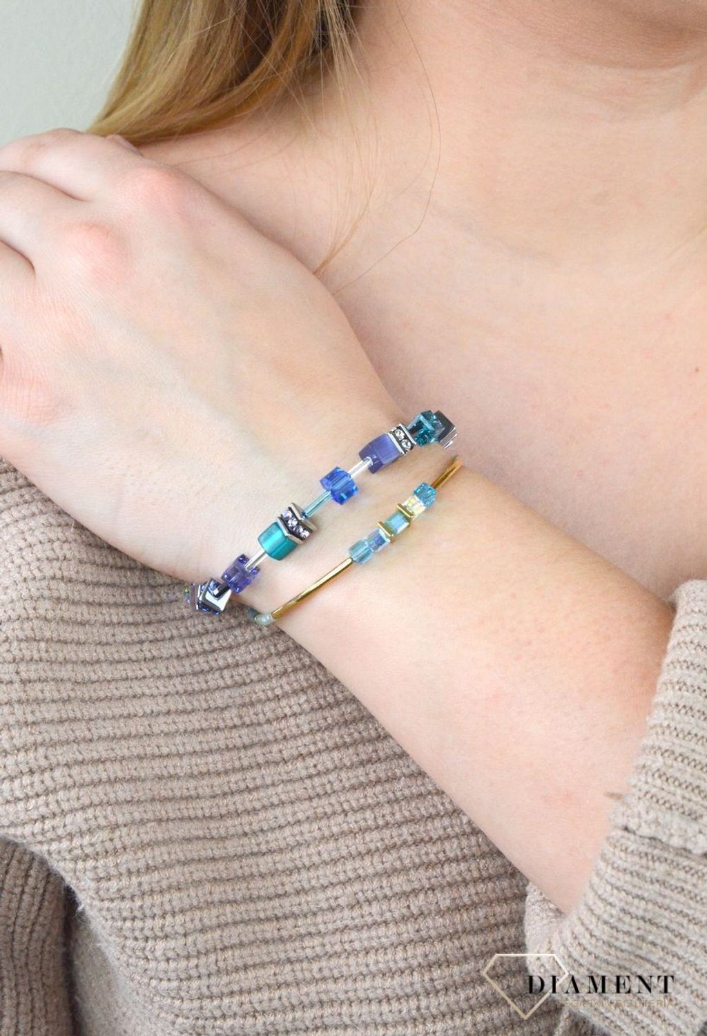 Bransoletka damska Coeur De Lion turkus 5042300600 to wielobarwna, złota biżuteria wykonana w Niemczech. COEUR DE LION to nowy koncept biżuterii, wykonanej ręcznie, przy użyciu naturalnych kamieni oraz wysokiej jakości mat.jpg