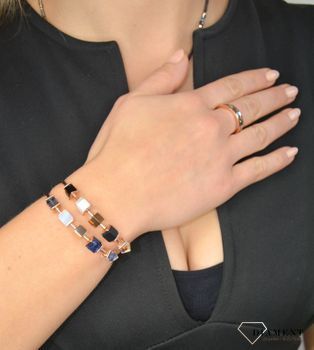 Piękna Bransoletka damska Swarovski Coeur De Lion 'sodalit i chalcedon' granatowy sodalit i jasnoniebieski chalcedon, ozdobiona kryształami Swarovski® to idealny pomysł na prezent dla kobiety oraz jako dodatek do wielu stylizacji (9).JPG