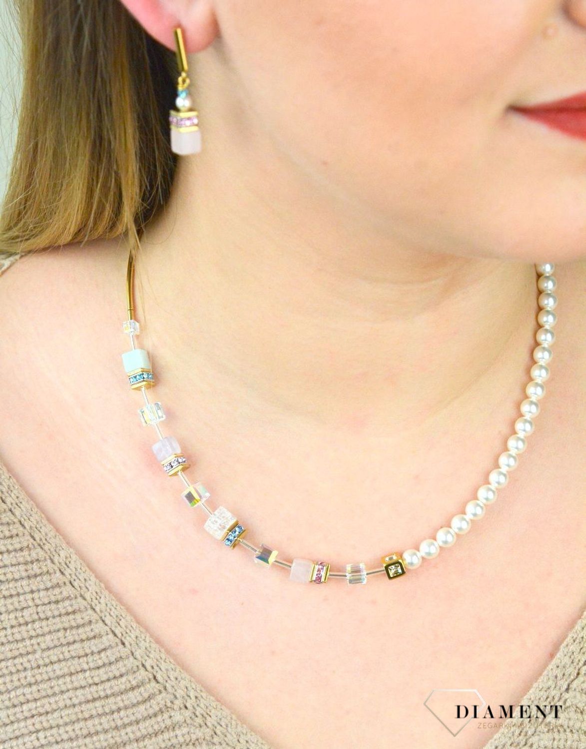 Naszyjnik damski Swarovski Coeur De Lion Perła Swarovskiego® 5086101522. Biżuteria idealna zarówno na eleganckie, jak i niezobowiązujące okazje, wykonana z połyskujących kryształów Swarovski®. Idealny po.jpg