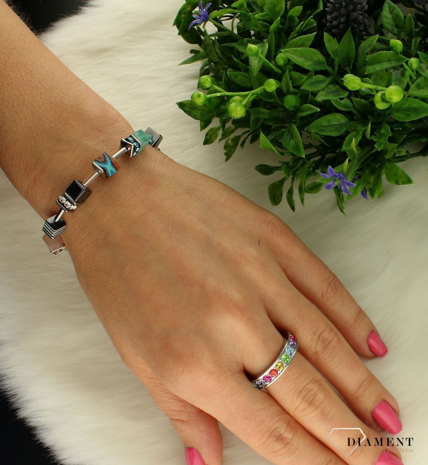 Bransoletka damska Swarovski Coeur De Lion hematyt, malachit,  tygrysie oko 5090301919. COEUR DE LION to nowy koncept biżuterii, wykonanej ręcznie, przy użyciu naturalnych kamieni oraz wysokiej jakości materiał.jpg