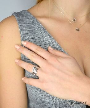 Pierścionek złoty DIAMENT białe złoto i diament HSI2 0,44ct44 Piękny pierścionek został wykonany z najwyższej jakości białego złota próby 585 (1).JPG