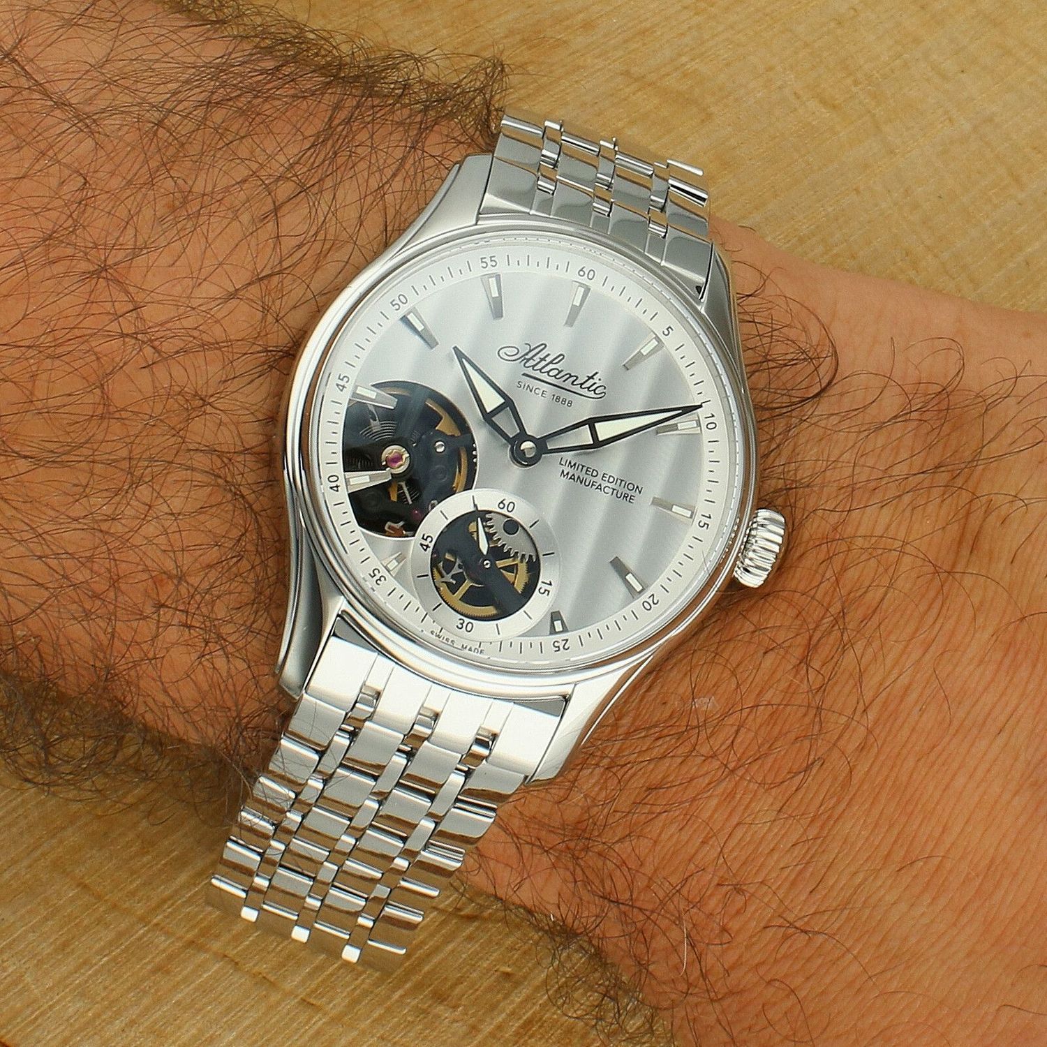 Zegarek Atlantic 52957.41.21 Mechanical Limited Edition Gift Box Open Heart Sapphire – męski zegarek Swiss Made z mechanicznym naciągiem (2).jpg