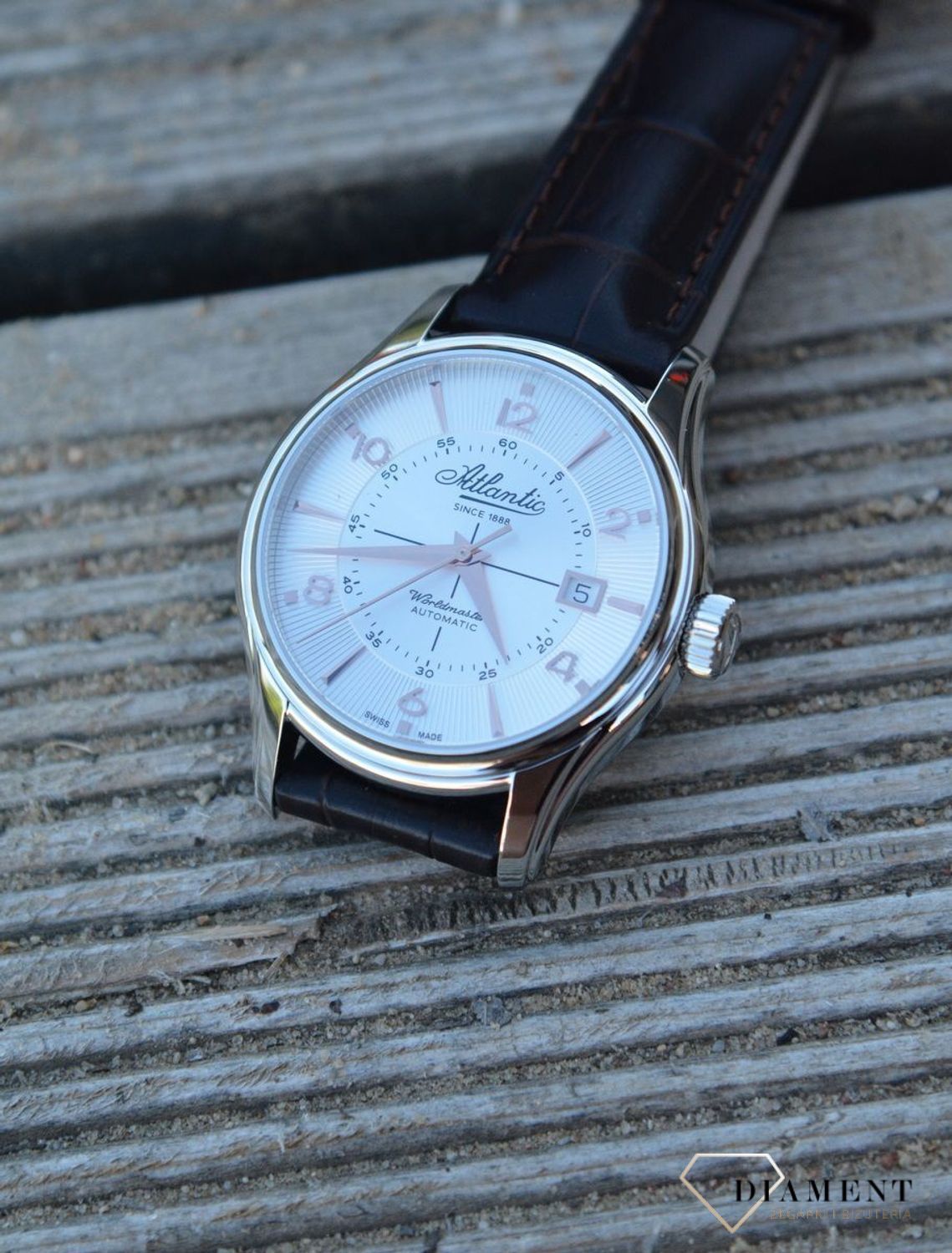 Zegarek Atlantic Worldmaster Automatic - męski 55750.41.25R. Biała kolorystyka przecięta elementami srebra to wyróżnik męskiego modelu z serii Worldmaster - Atlantic 55750.41.95R..webp