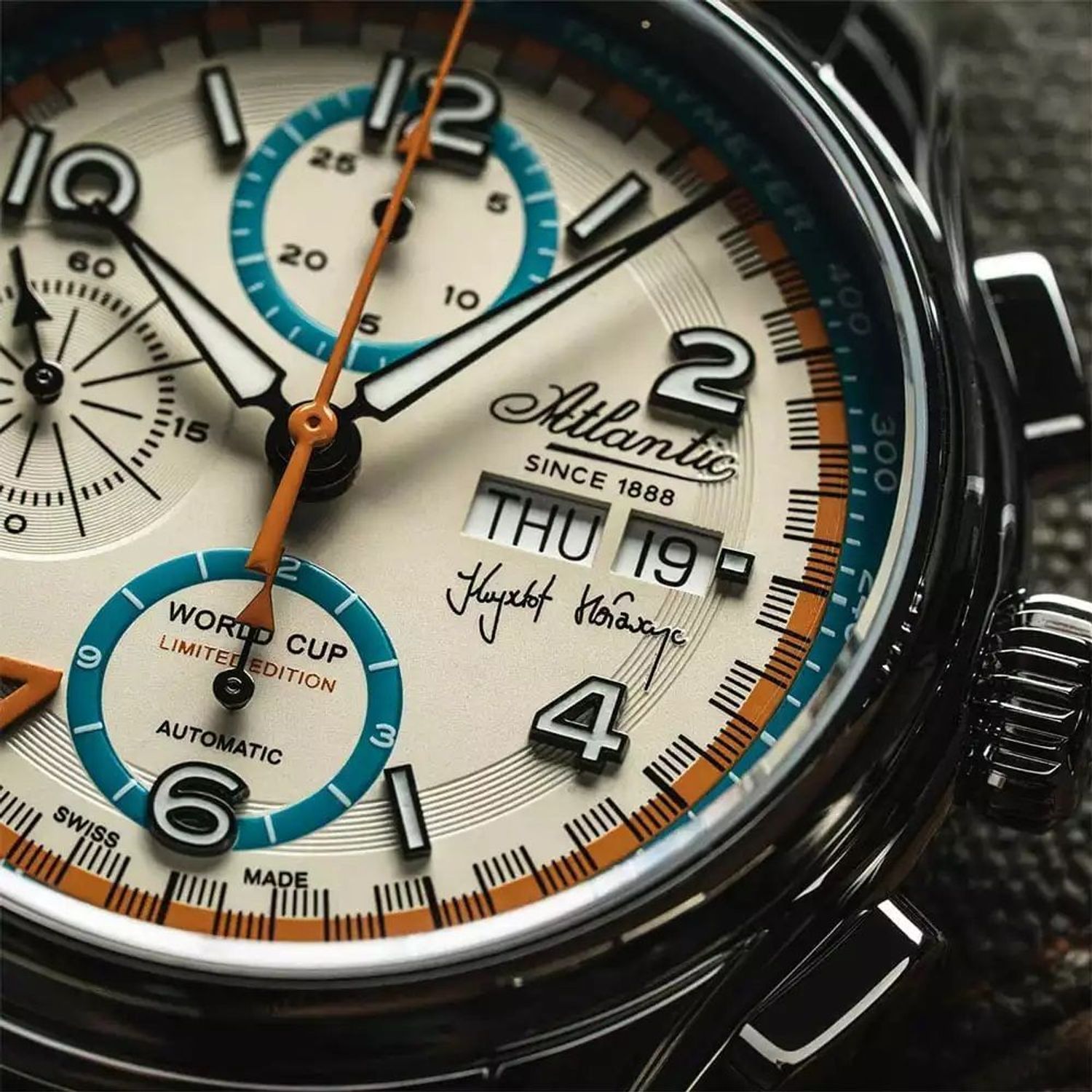 Zegarek męski Atlantic Worldmaster World Cup Krzysztof Hołowczyc Limited Edition 55858.41.29LE. Męski zegarek z kolekcji limitowanej Atlantic. Zegarek męski Atlantic World Cup. Zegarek Krzysztofa Hołowczyca. Zegarek męski na prezent (7).jpg