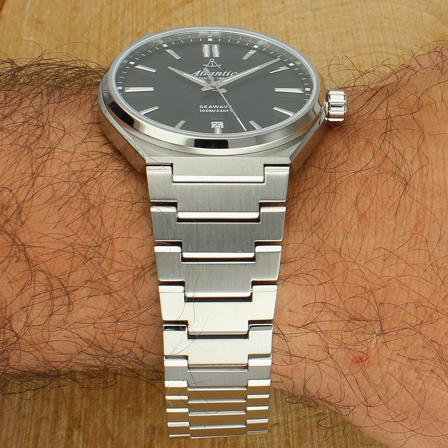 Zegarek Atlantic Classic Sapphire 58366.41.61 męski zegarek Swiss Made z czarną tarczą (2).jpg