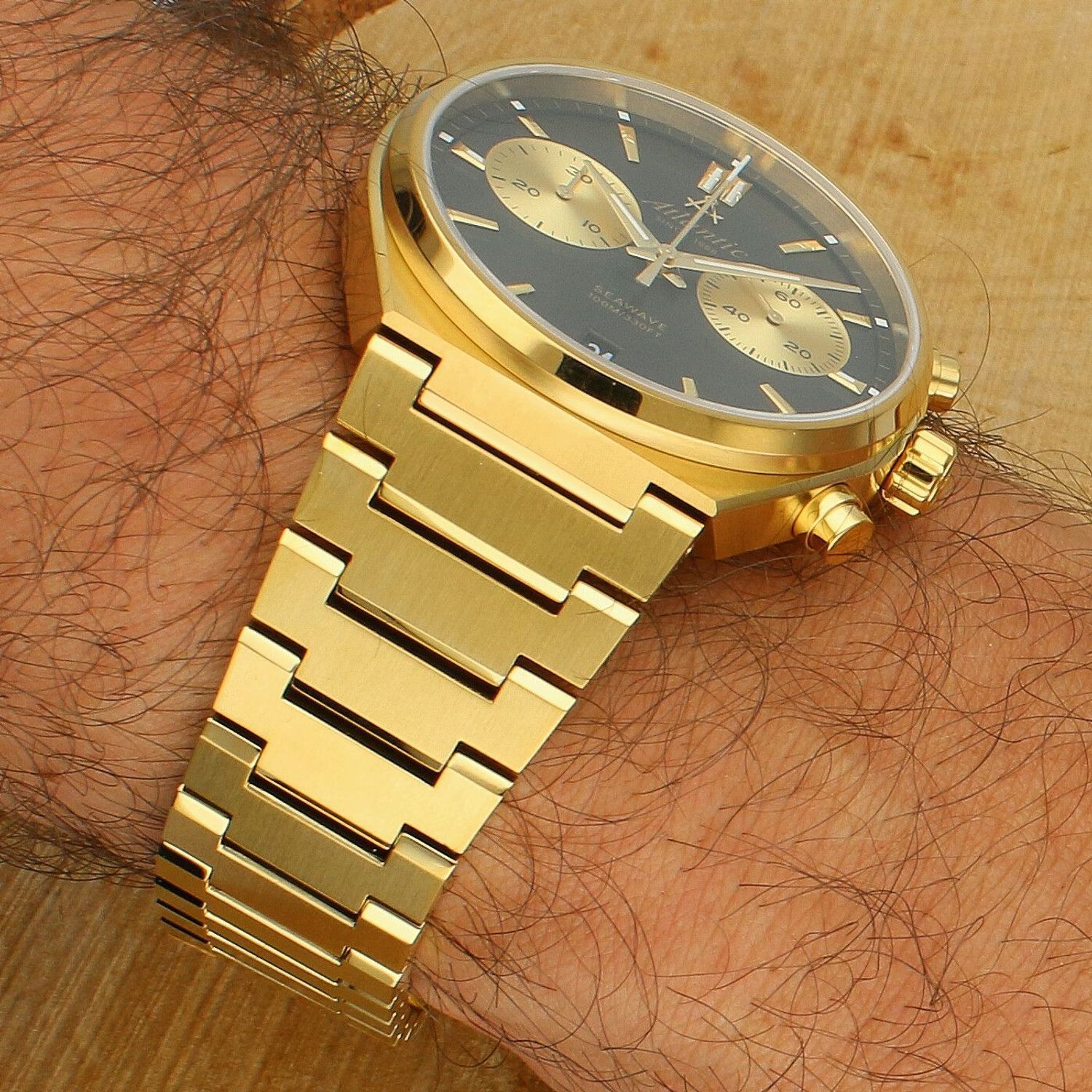 Zegarek Atlantic Seawave 58466.45.61 męski zegarek Swiss Made Chronograph złotydf.jpg