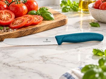 Victorinox Swiss Classic – Zestaw 6 Noży Stołowych do Pomidorów 11 cm  Ząbkowane Ostrza  Swiss Made (1).jpg