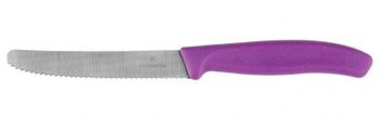 Victorinox Swiss Classic – nóż do pomidorów z ząbkowanym ostrzem 11 cm i fioletową ergonomiczna rękojeścią. Profesjonalny nóż kuchenny, trwały, bezpieczny i łatwy w czyszczeniu.1.jpg