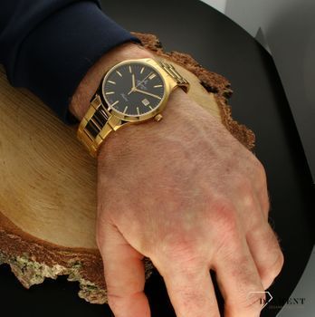 Zegarek męski Atlantic Sapphire na bransolecie w złotym kolorze 62346.45.61.wyposażony jest w kwarcowy mechanizm, zasilany za pomocą baterii. Posiada bardzo wysoką dokładność mierzenia czasu +- 10 sekund w przeciągu 30 dni.  (6).jpg