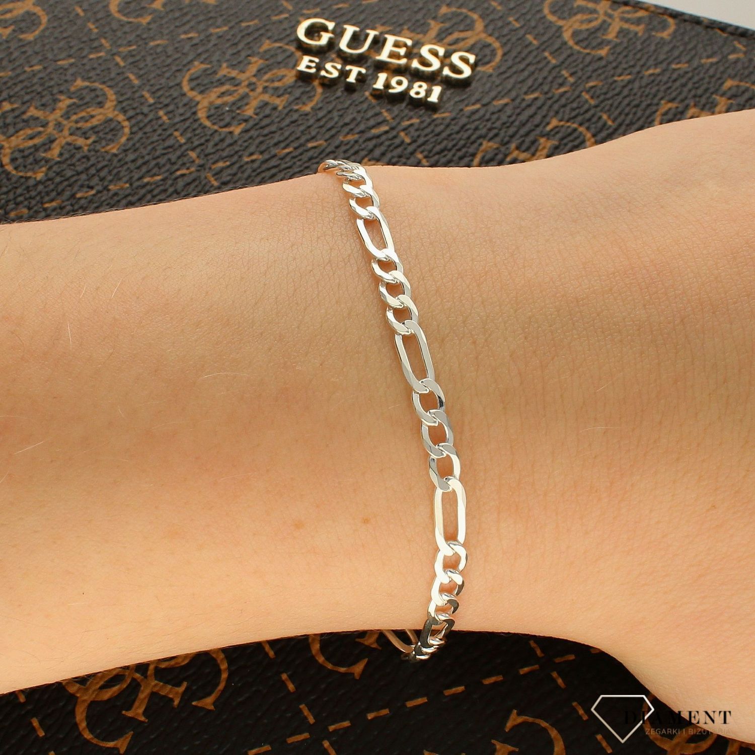 Bransoleta srebrna 925 splot Figaro 629508.jpg