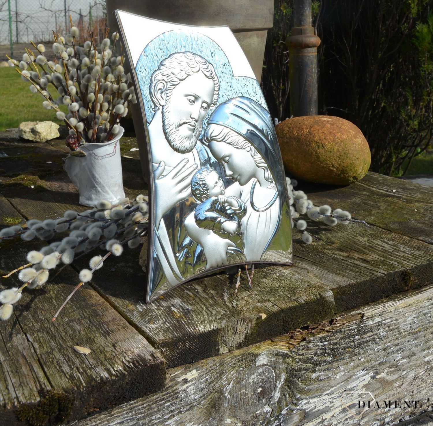 Wyjątkowy obrazek przedstawiający wizerunek Świętej Rodziny. Wykonany z wysokiej jakości drewna oraz metalu pokrytego srebrem i lakierem zabezpieczającym (7).JPG